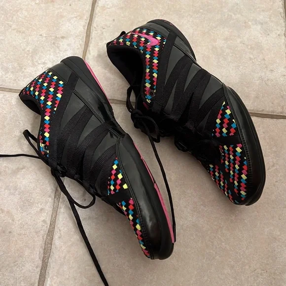Nike Air Kapelle Womens Black/Pinkfire Rainbow Asymmetrical Weave Sneaker size 8 - Picture 7 of 14